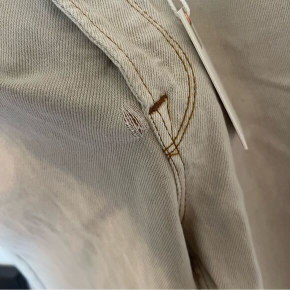 Good American 90’s Icon Straight Fit Jean Bone *Flaw - Picture 7 of 11